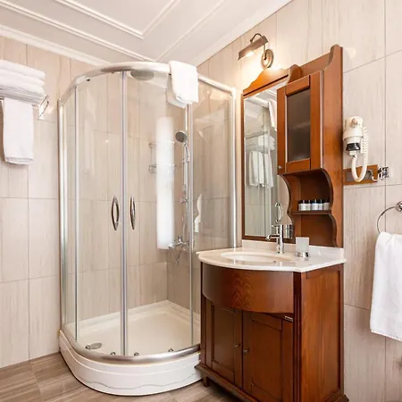 Bender - Old Hotell Istanbul